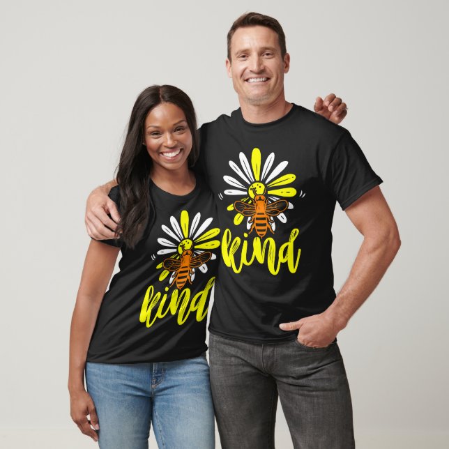 Camiseta Be Kind Bee and Daisy (Unisexo)