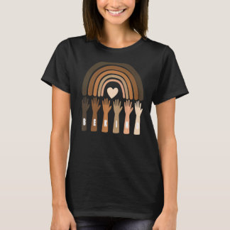Camiseta Be Kind Melanin Rainbow Skine Tone Afro Black Hist
