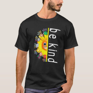 Camiseta Be Kind To One Another Positive Message With Hands