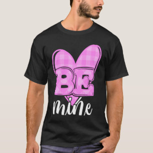 Camiseta Be Mine Cute Pink Plaid Heart El día de San Valent
