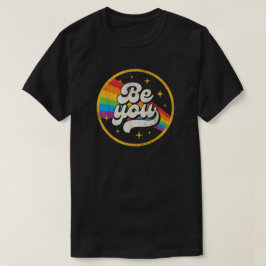 Camiseta Be You - Retro Groovy Pride Rainbow