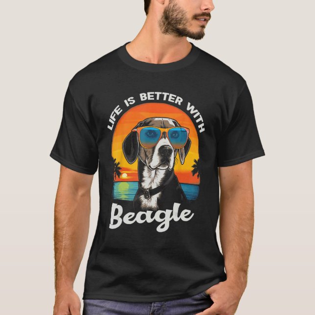 Camiseta Beach  with a Beagle Dog (Anverso)