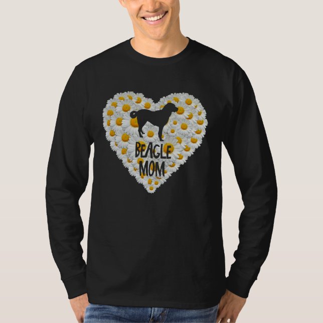 Camiseta Beagle Dog Mom on Love Heart White Daisy Flowers   (Anverso)