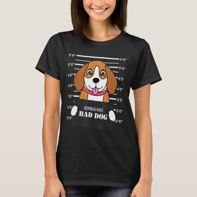 Camiseta Beagle Funny Mug Shot Bad Dog Mom Dad Gira (Anverso)