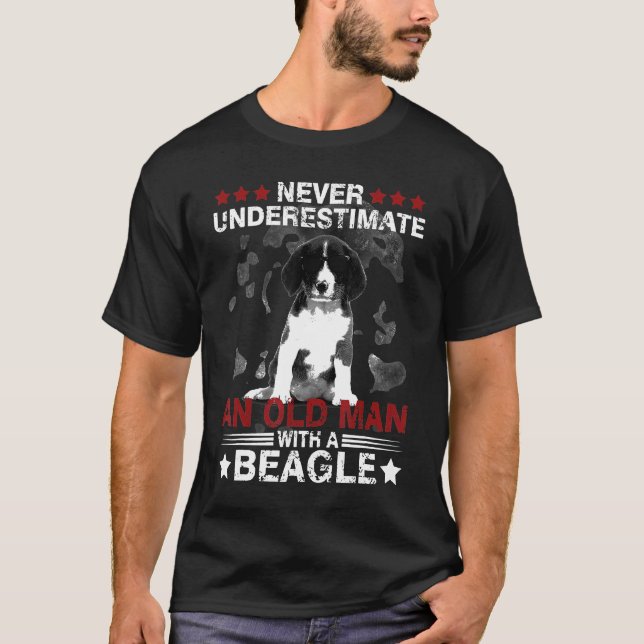 Camiseta Beagle Nunca Subestima A Un Viejo (Anverso)