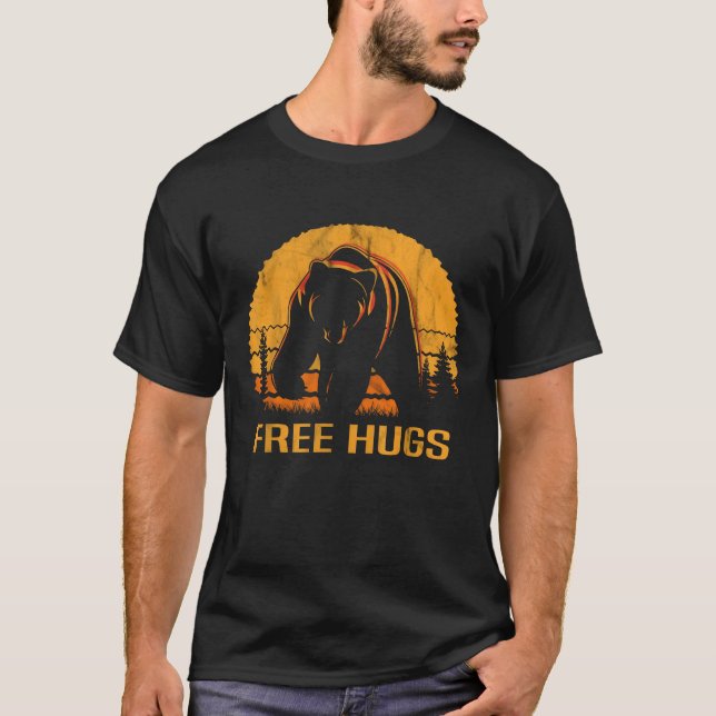 Camiseta Bear Free Hugs Camping  friend (Anverso)