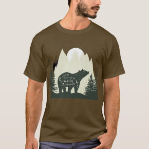 Camiseta Bear with Mountains and Forests - Wildlife - Natur