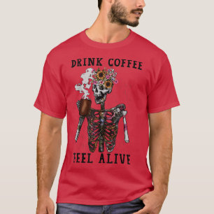 Camiseta Beba café, siéntase vivo y gracioso café de Skelet