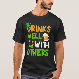 Camiseta Bebe bien con otros Día de San Patricio Borracho B