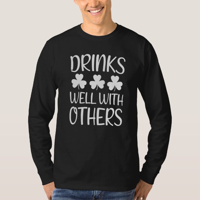 Camiseta Bebe Bien Con Otros Día De St Patricks Bebe F (Anverso)