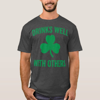 Camiseta Bebe Bien Con Otros Graciosos St Patricks Beer