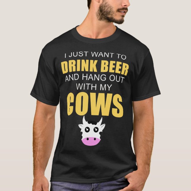 Camiseta Bebe Cerveza Colgada Con Mis Vacas (Anverso)