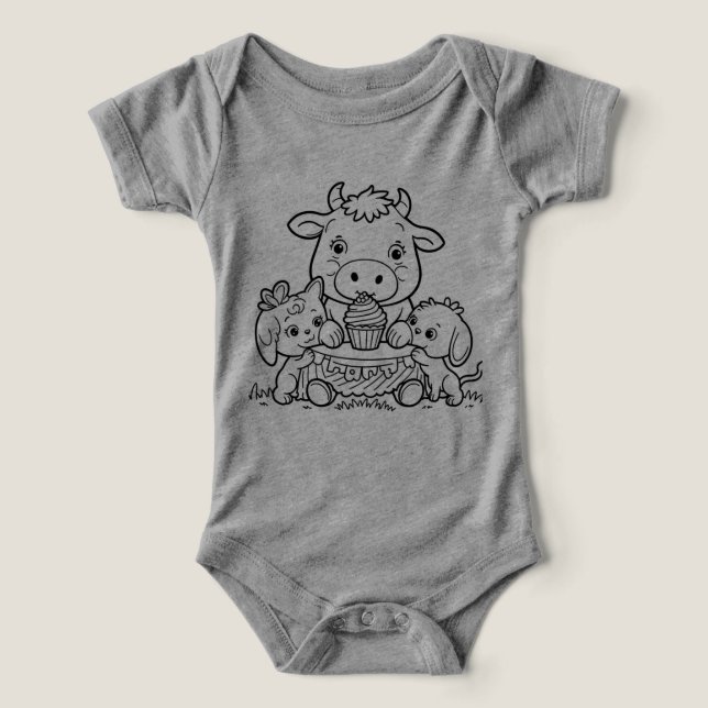 Camiseta bebé con vaca pequeña y amigos. (Diseño delantero )