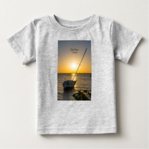 Camiseta bebé de la brisa del golfo en barco de ve