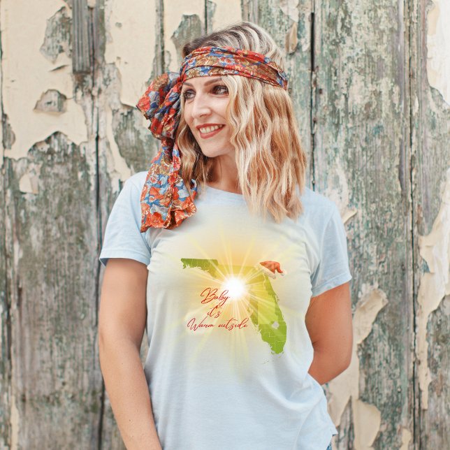 Camiseta Bebé es cálido fuera del invierno divertido en Flo (Subido por el creador)