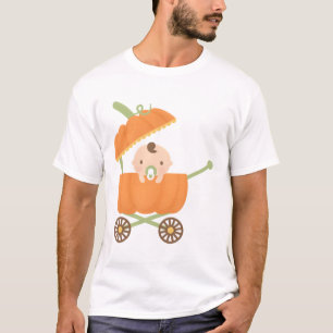 Camiseta Bebé pequeño y lindo en el transporte de calabaza
