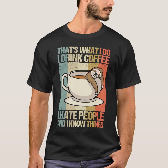 Camiseta Bebí café odio a la gente y sé cosas Slos (Anverso)