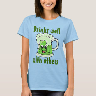 Camiseta Bebidas bien con otras