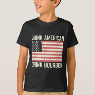 Camiseta Bebidas Botellas de Bourbon Americano Bandera de E
