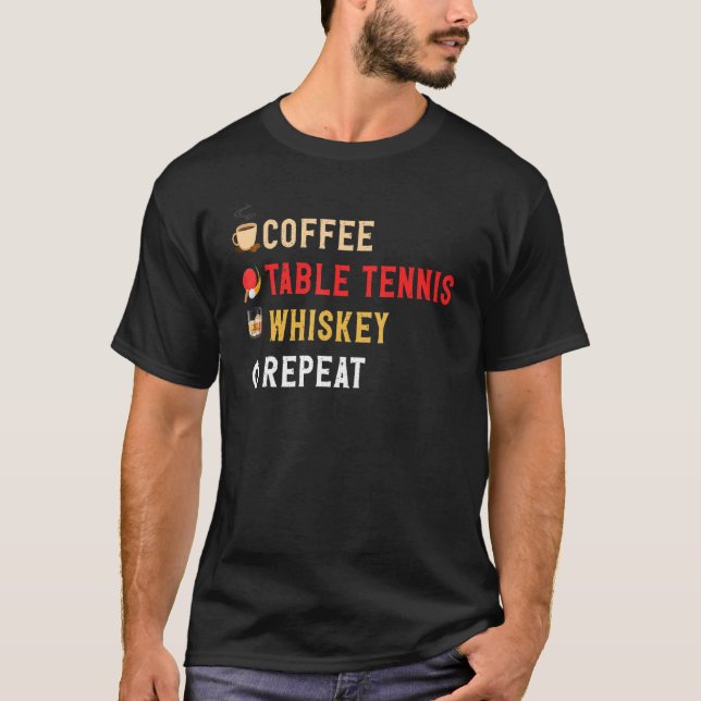 Camiseta Bebidas Un Café Muy Gracioso, Mesa De Tenis, Whisk (Anverso)