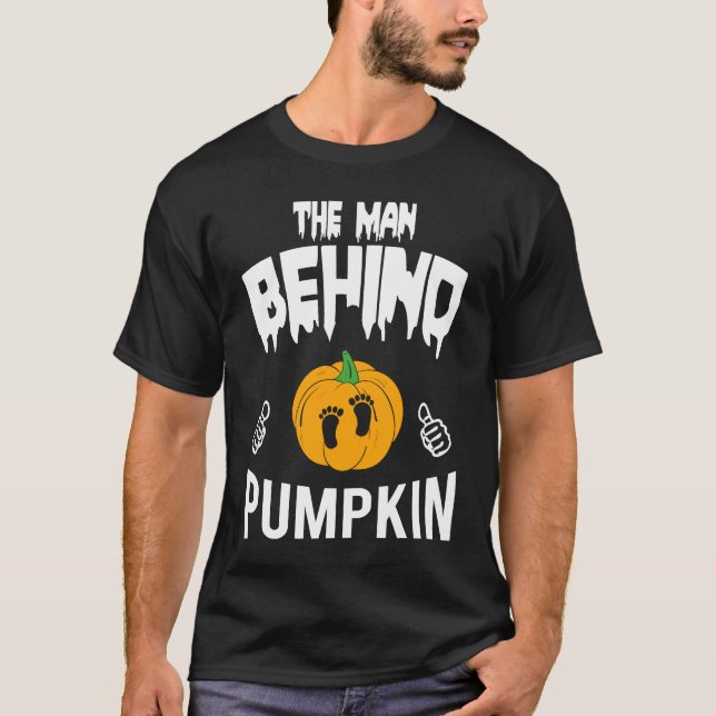 Camiseta Behind The Pumpkin Funny Soon Dad For Halloween (Anverso)