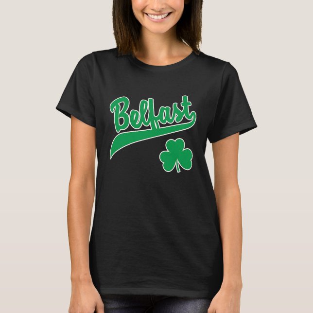 Camiseta Belfast Deportes Script Shamrock Verde Imprimir Bl (Anverso)