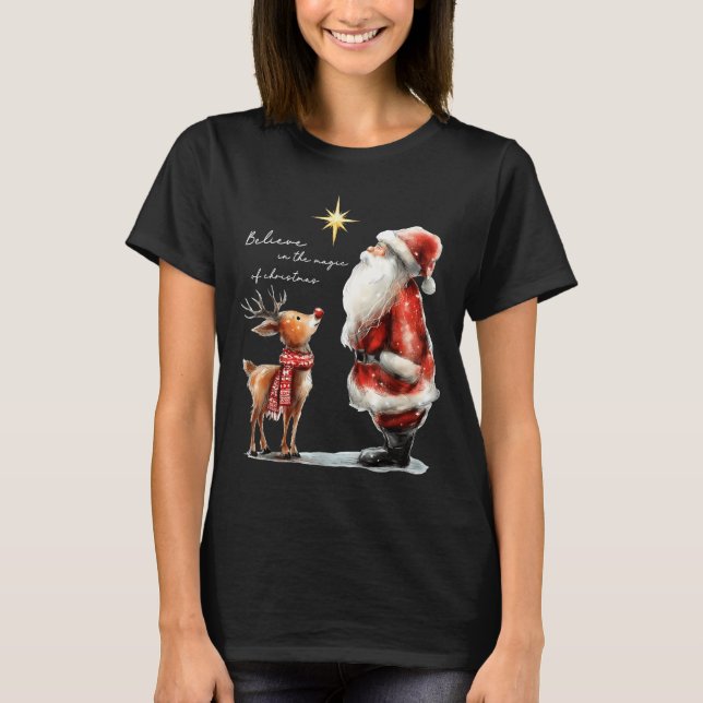 Camiseta Believe In The Magic Of Christmas Reindeer Holiday (Anverso)