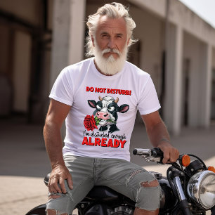 Camiseta Belleza monocroma: vaca con rosa rojo