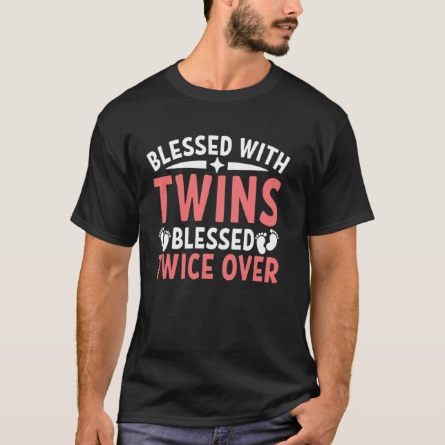 Camiseta Bendecida con Gemelos Bendecida Dos Veces Abuela G (Anverso)