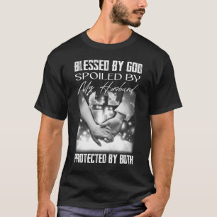 Camiseta Bendecido Por Dios Mi Esposo Protegido Por Ambos