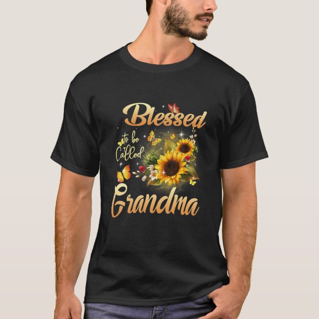 Camiseta Bendita De Ser Llamada Mamá Y Abuela St Patricks D (Anverso)
