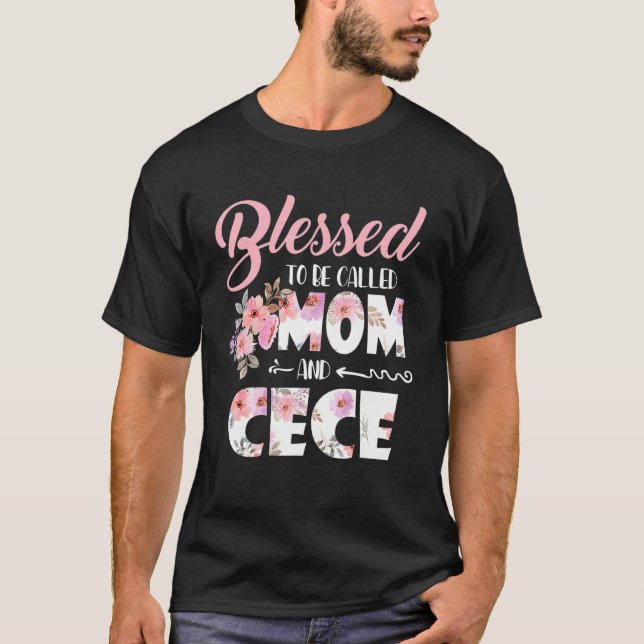 Camiseta Bendita De Ser Llamada Mamá Y Madres Flores De Cec (Anverso)