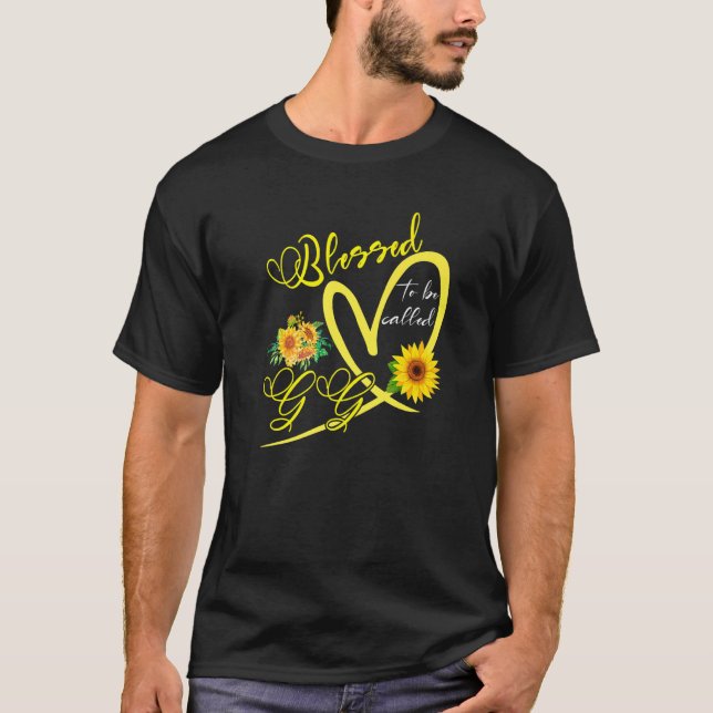Camiseta Bendita Por Ser Llamada Gg Sunflower Heart Mothers (Anverso)