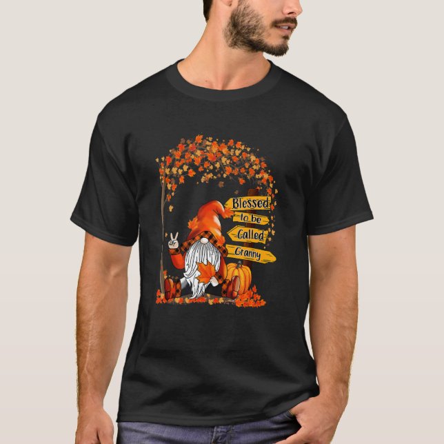 Camiseta Bendita Que La Llamen Granny Gnome Calabaza Cae Má (Anverso)
