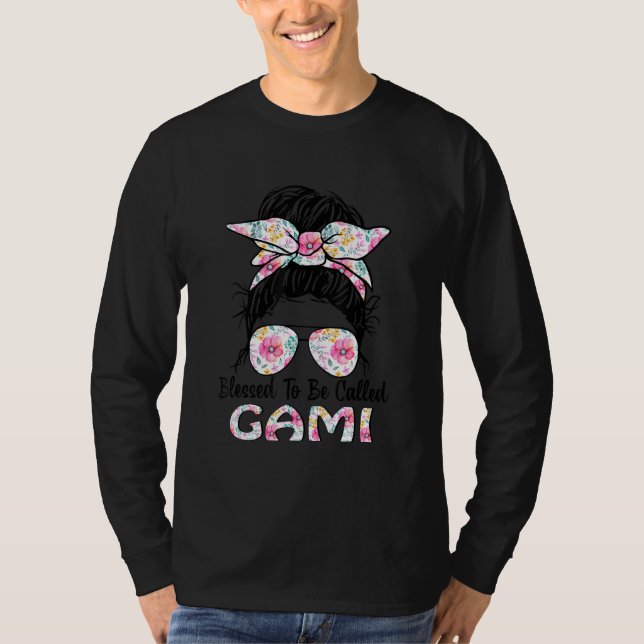 Camiseta Bendita sea llamada Madre Floral Gami Messy Bun (Anverso)