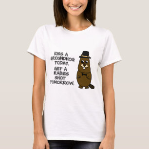 Camiseta Besa un manicomio hoy. Recibir una inyección de ra