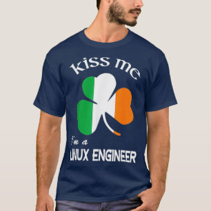 Camiseta Bésame a un ingeniero libio Shamrock St Patricks