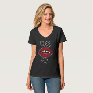 Camiseta Bésame la boca de mujer por noche de terror