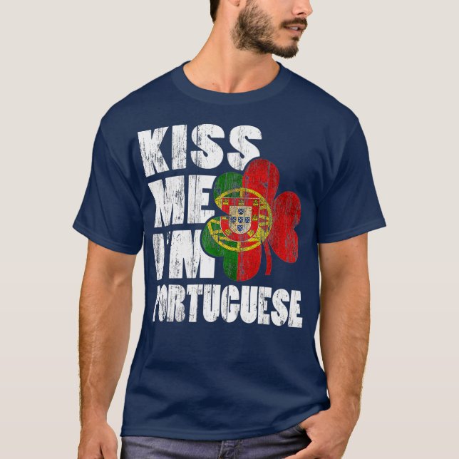 Camiseta Bésame mi bandera de shamrock irlandesa portuguesa (Anverso)