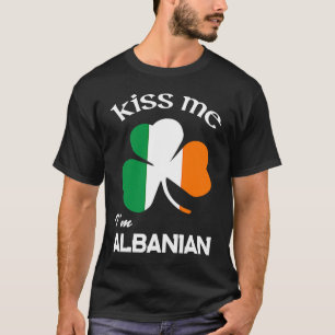 Camiseta Bésame soy albanés Shamrock Albania San Patricio