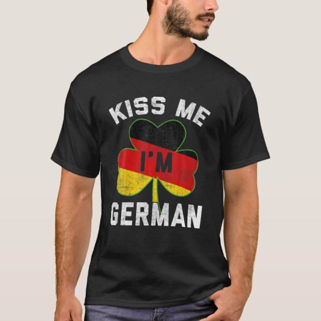 Camiseta Bésame soy alemán el Día de San Patricio Alemania  (Anverso)
