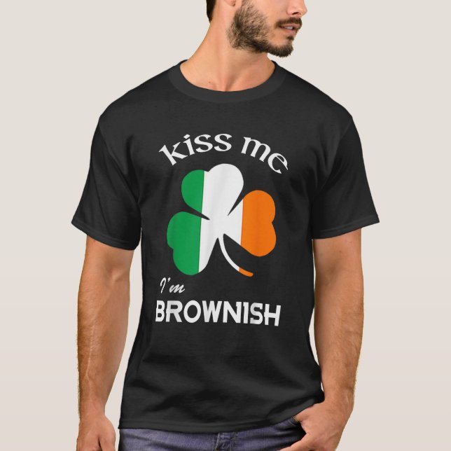 Camiseta Bésame soy Brownish Shamrock St Patrick (Anverso)