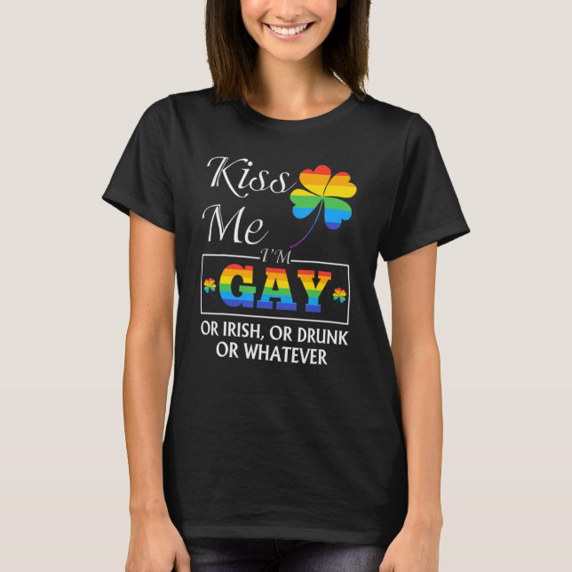 Camiseta Bésame soy gay o irlandés Patrick's Day Lgbt Shamr (Anverso)