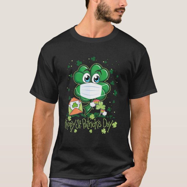 Camiseta Bésame soy irlandés Feliz Día de San Patricio 2022 (Anverso)