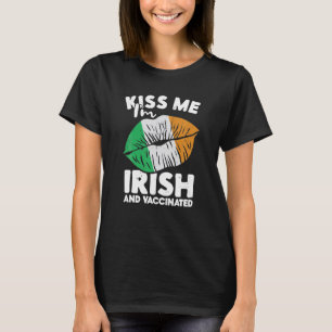 Camiseta Bésame soy irlandés y vacunado el Día de San Patri