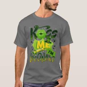 Camiseta Bésame soy irlandés y vacunado el Día de San Patri