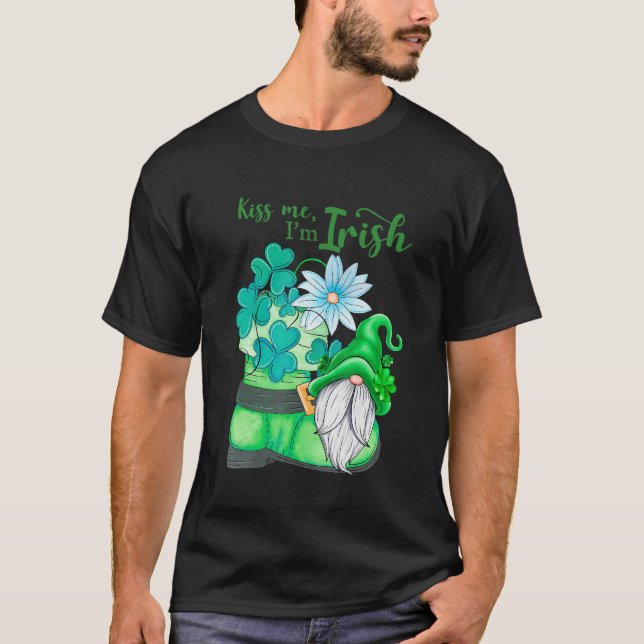 Camiseta Bésame, soy un gnomo irlandés de Shamrock verde co (Anverso)