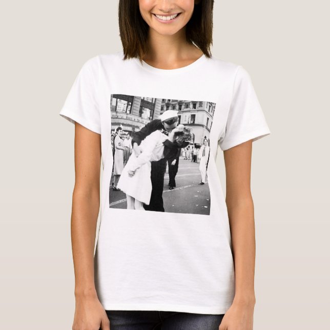 Camiseta Besando la guerra adiós (Anverso)