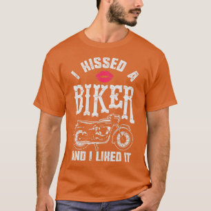 Camiseta Besé A Un Biker Y Me Gustó El Motor De Bicicletas 