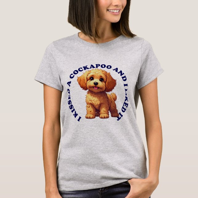 Camiseta Besé a un cachorro de Cockapoo (Anverso)